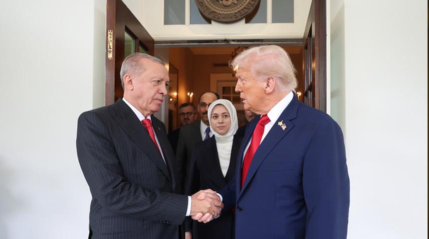 Trump'tan Cumhurbaşkanı Erdoğan'a &ouml;vg&uuml; dolu s&ouml;zler: "Muazzam"