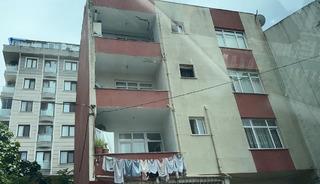 Aile binasından kilolarca uyuşturucu &ccedil;ıktı: 'Pe&ccedil;eteye sarıp yutuyoruz'