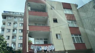 Aile binasından kilolarca uyuşturucu çıktı: 'Peçeteye sarıp yutuyoruz'