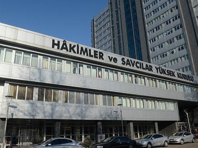 Eski Antalya Başsavcısı g&ouml;revden uzaklaştırıldı