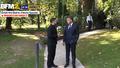 Mikrofonu unutup konu�tular: Macron ile Zelenskiy'nin 'Trump' diyalo�u d�nyan�n g�ndeminde!