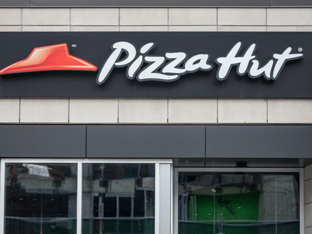 Pizza Hut 2,7 milyar dolara satıldı