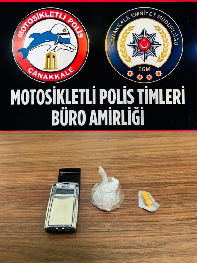 &Ccedil;anakkale&rsquo;de uyuşturucu operasyonu: 4 ş&uuml;pheli tutuklandı 4