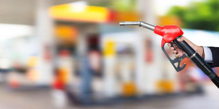 Motorinde 32 kuruş benzinde 27 kuruş kur zammı yapılmadı G2