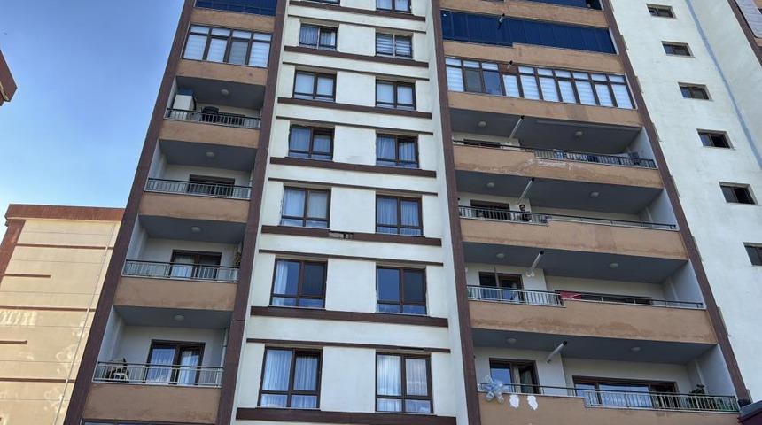 Nevşehir&rsquo;de 5. kattan d&uuml;şen 2 yaşındaki &ccedil;ocuk hayatını kaybetti