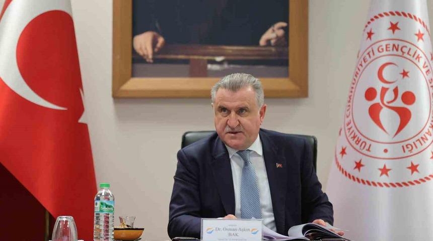 Bakan Bak: "İstanbul 2027 Avrupa Oyunları&rsquo;nı başarıyla d&uuml;zenleyeceğiz"