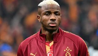 Osimhen'den Galatasaraylı taraftarları rahatlatan a&ccedil;ıklama