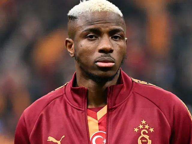 Osimhen'den Galatasaraylı taraftarları rahatlatan a&ccedil;ıklama