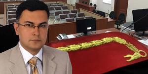 Savcı Ayhan Uyumaz duruşmada kalp krizi ge&ccedil;irerek hayatını kaybetti