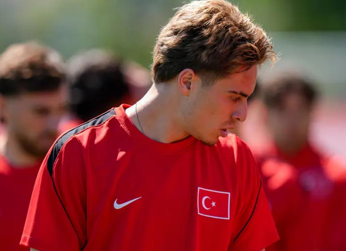 Montella dan Paraguay maçına özel neşter! Kadroda 3 flaş değişiklik... 1