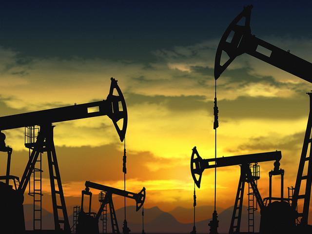 Brent petrol fiyatında d&uuml;ş&uuml;ş s&uuml;r&uuml;yor: G&ouml;zler Fed'e &ccedil;evrildi