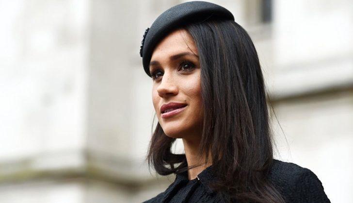  Bir odaya giren ilk kişi olmak