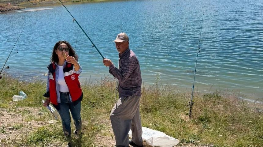 Aslanapa&rsquo;da su &uuml;r&uuml;nleri denetimleri ger&ccedil;ekleştirildi
