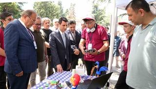 Meslek lisesi &ouml;ğrencilerinin yaptığı &uuml;r&uuml;nler g&ouml;r&uuml;c&uuml;ye &ccedil;ıktı