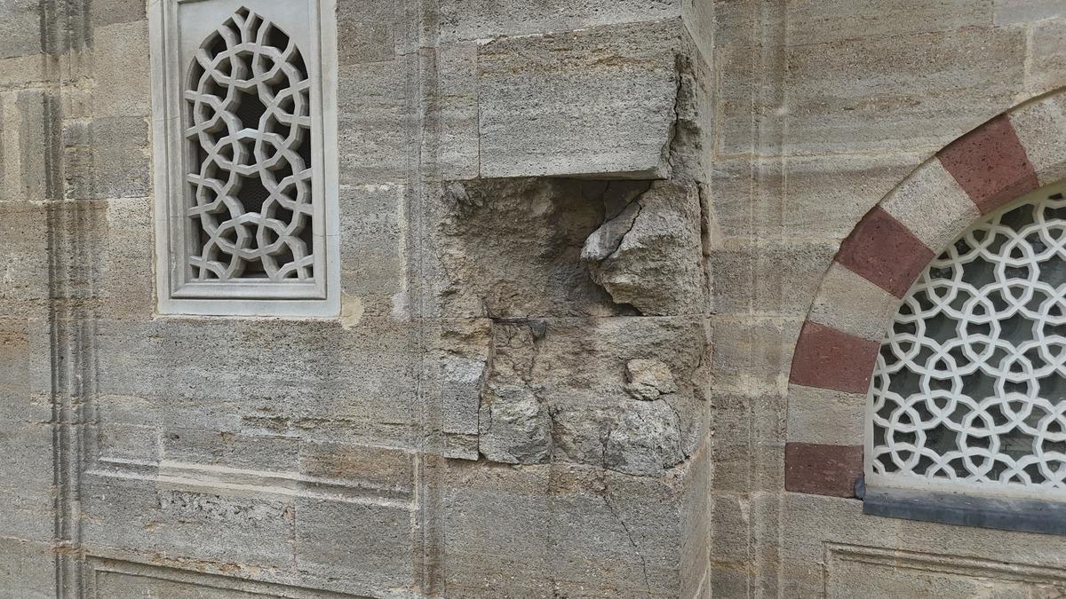 Selimiye’de namaz kılarken can vermişlerdi! "Katil mermi" 58 yıl sonra yeniden ortaya çıktı! 3