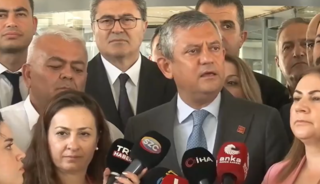 İhra&ccedil; ve fesih kararlarının ardından &Ouml;zel'den &ccedil;ağrı: "T&uuml;m partililerimizi davet ediyorum"