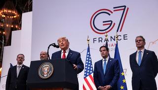 Trump'tan İran'a 60 g&uuml;n resti! "Bombalamaya geri d&ouml;neriz"