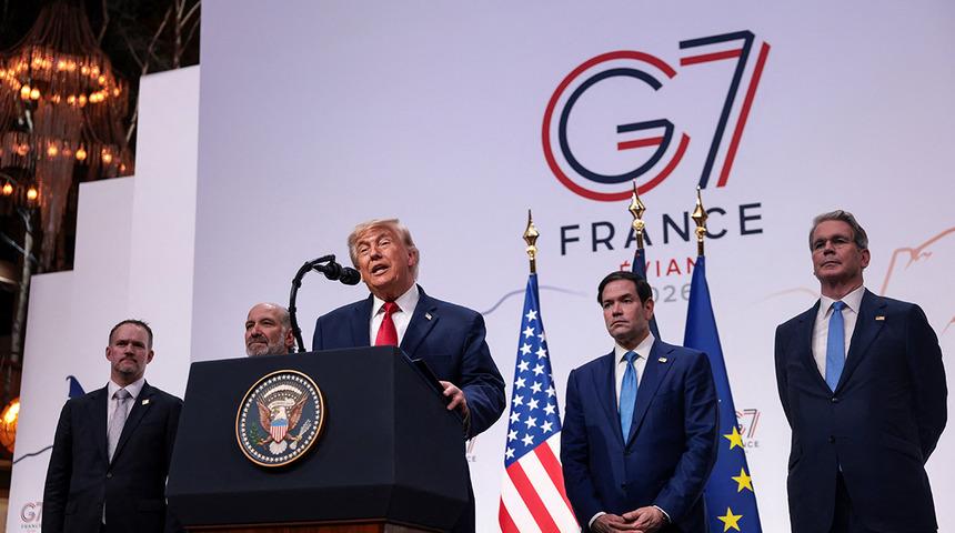 Trump'tan İran'a 60 g&uuml;n resti! "Bombalamaya geri d&ouml;neriz"