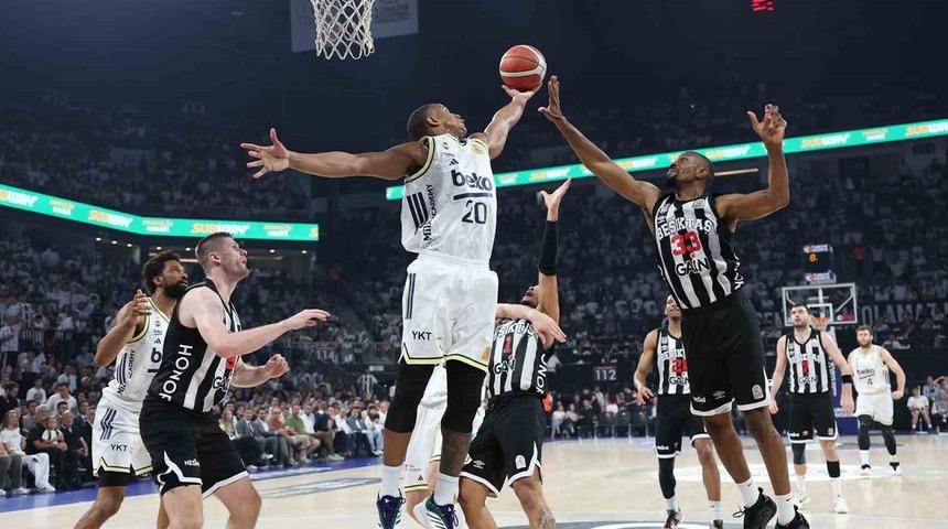 Derbide zafer Fenerbah&ccedil;e Beko'nun! Beşiktaş Gain'i ge&ccedil;tiler