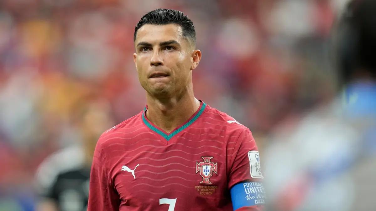 Cristiano Ronaldo ile dalga geçtiler! Sosyal medya yıkılıyor