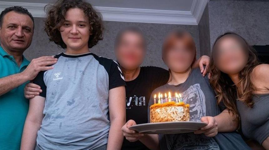 14 yaşındaki cani, katliam sırasında canlı yayın a&ccedil;mış