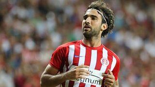 Sakıb Aytaç, Antalyaspor'dan ayrıldığını açıkladı