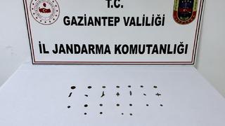 Gaziantep’te 19 adet tarihi eser sikke ele geçirildi: 1 gözaltı