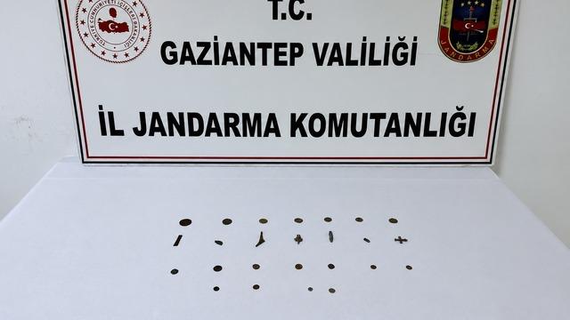 Gaziantep’te 19 adet tarihi eser sikke ele geçirildi: 1 gözaltı