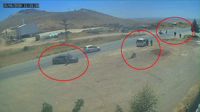 Akraba aileler birbirine girdi, ortalık savaş alanına döndü! Silahlar konuştu: Yaralanma anları kamerada 7