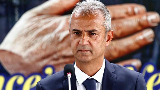 Fenerbahçe'nin yeni hocası İsmail Kartal oldu!