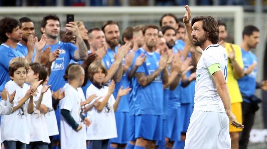 Pirlo'nun j&uuml;bilesinde yıldızlar ge&ccedil;idi