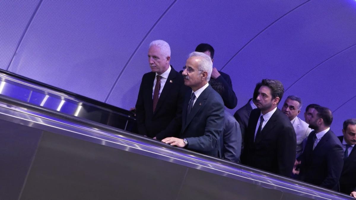 İstanbul da yeni metro hattı yarın hizmete giriyor! Bakan Uraloğlu duyurdu: Mesafe 30 dakikaya düşecek 4