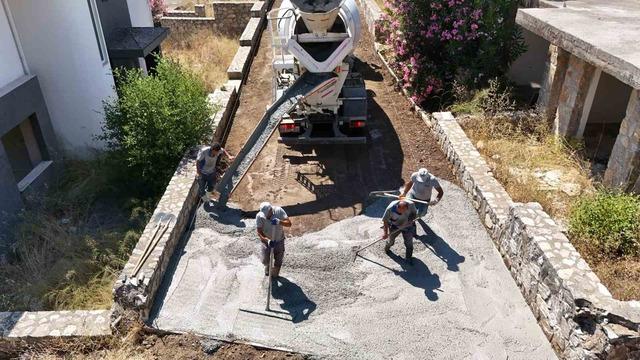 Marmaris&rsquo;te yol yapım ve bakım &ccedil;alışmaları s&uuml;r&uuml;yor 1