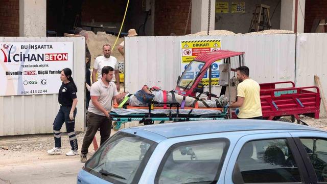 İneg&ouml;l&rsquo;de nefes kesen kurtarma: Yaralı iş&ccedil;i vin&ccedil;le zemine alındı 2