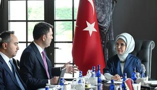 Emine Erdoğan, &Ccedil;evre, Şehircilik ve İklim Değişikliği Bakanı Kurum ile g&ouml;r&uuml;şt&uuml;