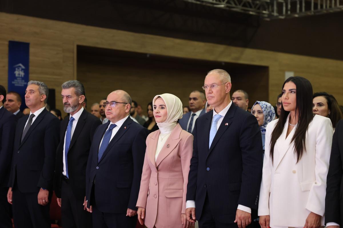 Aile ve Sosyal Hizmetler Bakanı G&ouml;ktaş, KKTC de d&uuml;zenlenen sempozyumun a&ccedil;ılışında konuştu 5