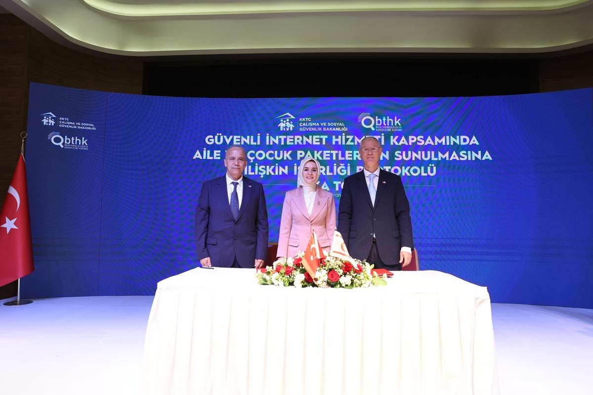 Aile ve Sosyal Hizmetler Bakanı G&ouml;ktaş, KKTC de d&uuml;zenlenen sempozyumun a&ccedil;ılışında konuştu 7