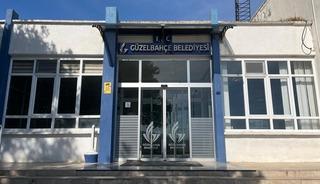 Seferihisar Belediyesi soruşturmasında yeni gelişme: Eski G&uuml;zelbah&ccedil;e Belediye Başkanı'nın eşi g&ouml;zaltında