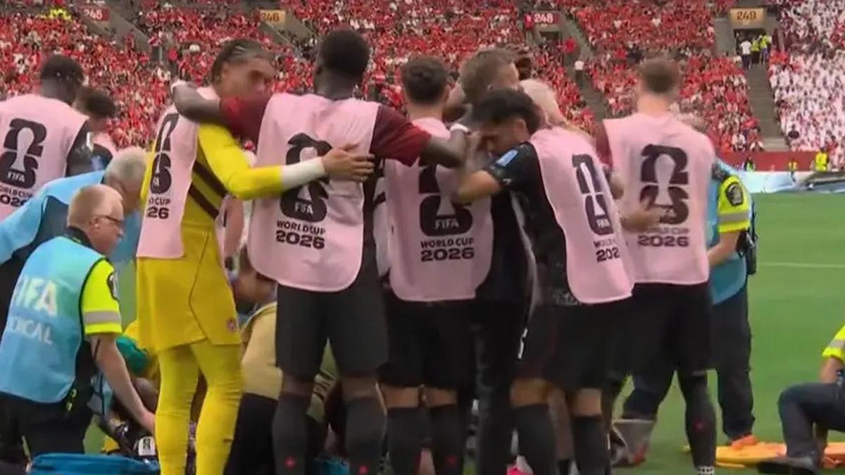 D&uuml;nya Kupası nda korkutan anlar! Kone nin etrafında &ccedil;ember oluşturdular 1