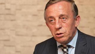 36 yaş k&uuml;&ccedil;&uuml;k sevgilisiyle evleniyor! 6'ncı kez baba oluyor