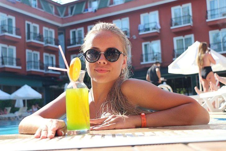 Rus turistler Türkiye'den vazgeçemiyor G3