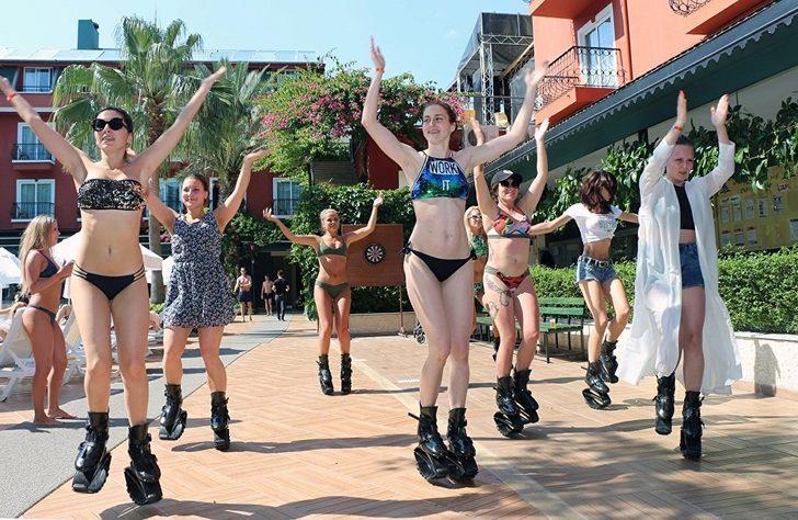 Rus turistler Türkiye'den vazgeçemiyor G4