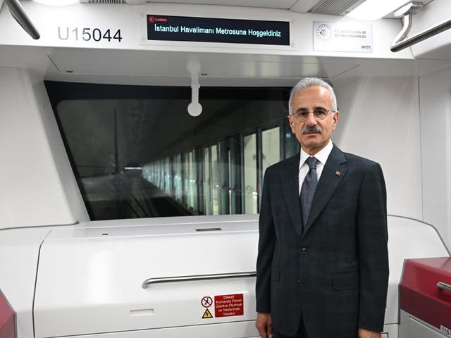 T&uuml;rkiye'nin en uzun hattı tamamlandı! Halkalı-Arnavutk&ouml;y metrosu bug&uuml;n a&ccedil;ılıyor