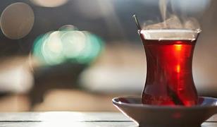 Siyah &ccedil;ayda renklendirici hilesi! Bakanlık ifşaladı
