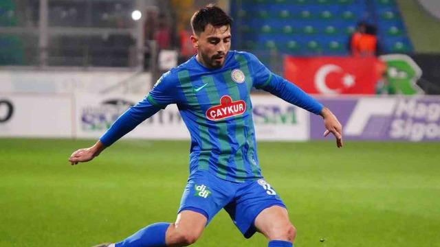 Çaykur Rizespor’un sağ beki Muhammet Taha Şahin'in geleceği netlik kazanıyor