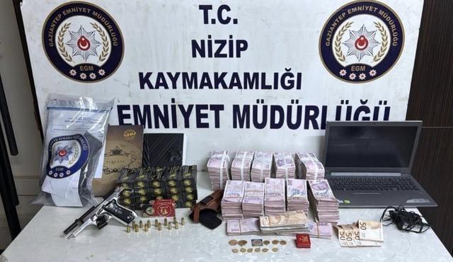 Gaziantep’te 43 kişiyi 300 milyon TL dolandıran 3 şahıs yakalandı 1