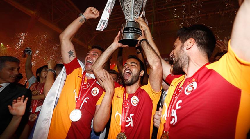 'Hakan Balta futbolu bırakacak'