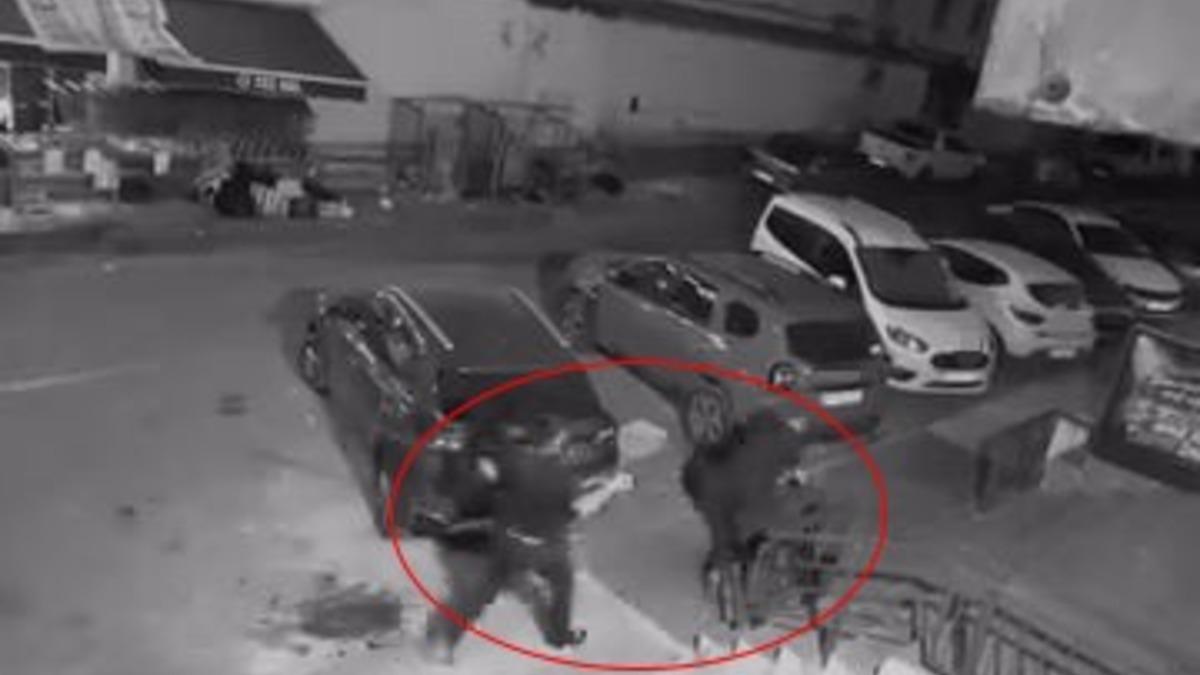 Lastik ve kriko hırsızlığı kameraya yansıdı