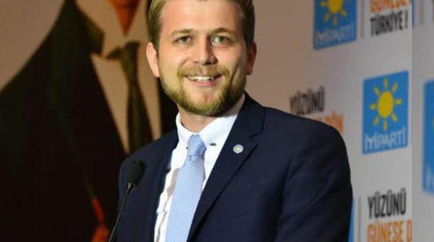 İYİ Parti Gençlik Kolları Başkanı Osman Ertürk Özel istifa etti