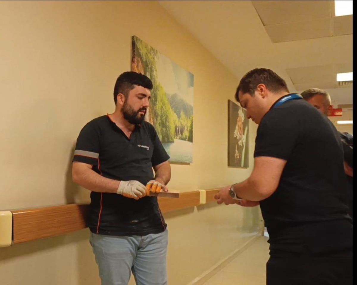 &Ccedil;iviyi tahta yerine eline &ccedil;aktı hastaneye kaldırıldı 1